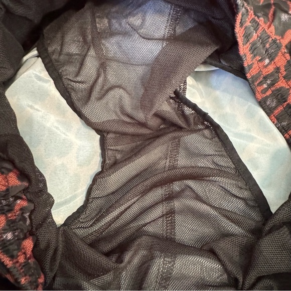 Paul Smith Cheetah Animal Print Swim Trunks - Picture 4 of 6